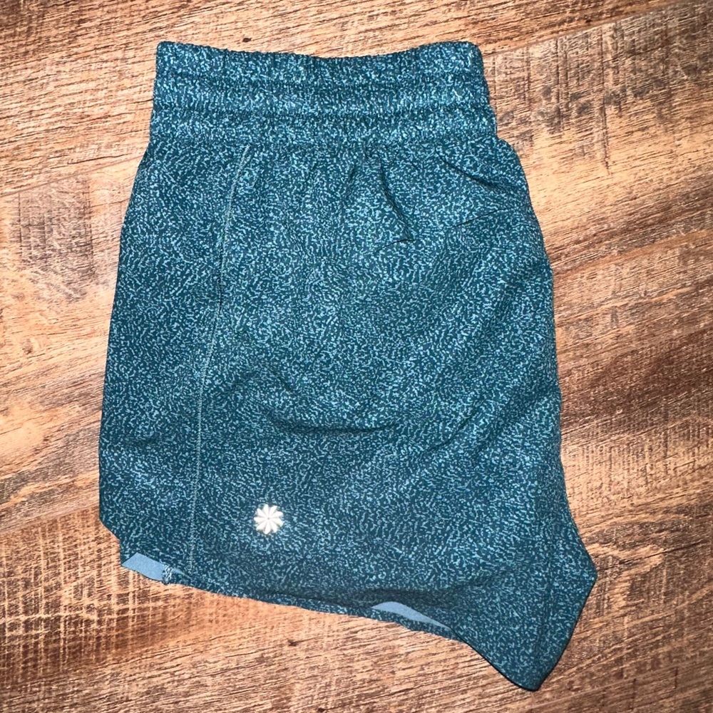 Athleta 3” run short